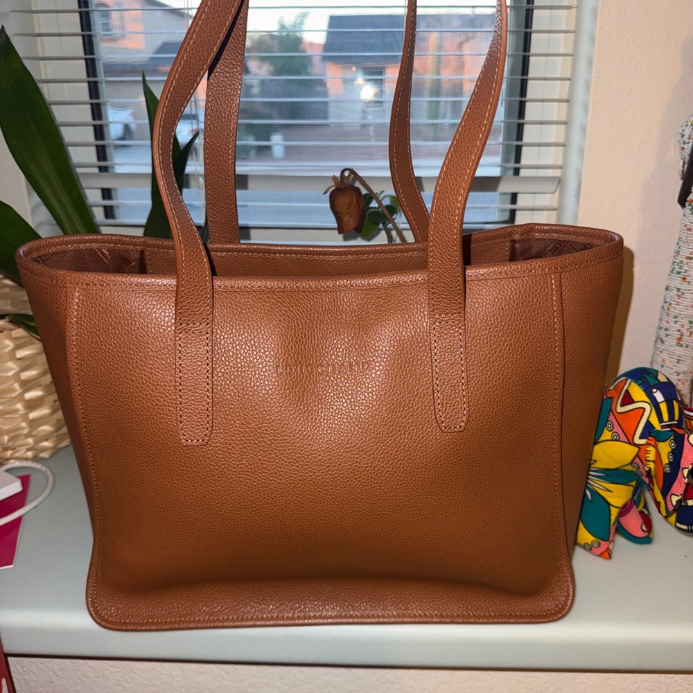 Elegant Brown Leather Tote Bag